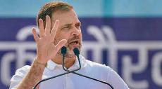 Rahul Hands Tricolour To Rajnath Singh Amid Oppn&#039;s Tiranga