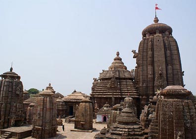 Odisha's Lingaraj temple sees huge crowd on Mahashivratri