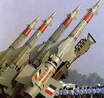 India hikes defence spending by 13 percent 