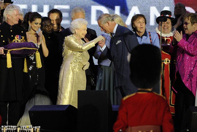 Prince Charles Pays Tribute To Mummy Queen At Buckingham Palace Diamond Jubilee Concert