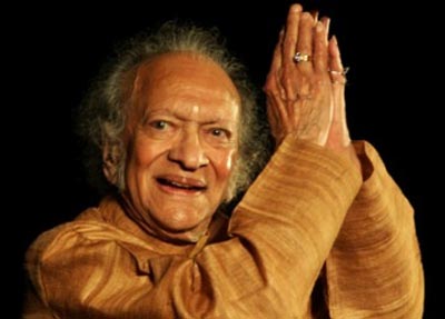 Legendary musician Pandit Ravi Shankar dies at 92