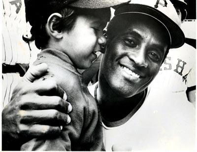 Roberto Clemente death: 40 years ago on New Year's eve but his legacy lives for Pirates