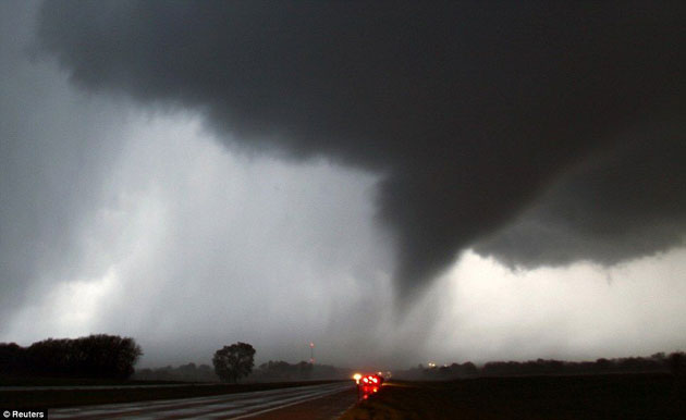 Tornado threat tonight in US: January tornadoes unusual, warning issued