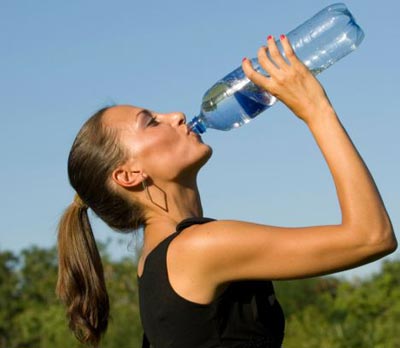 Drink 3 litres of water a day or risk kidney stones warns expert