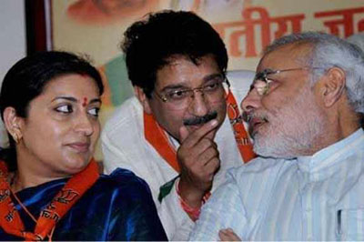 Smriti Irani praises Narendra Modi, says 