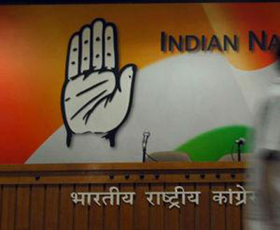 Modi's 'Khooni panja' remark irks Congress, approaches Election Com for action