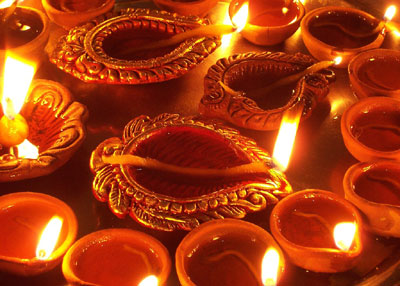 10 best Diwali quotes and messages to share on festival of lights