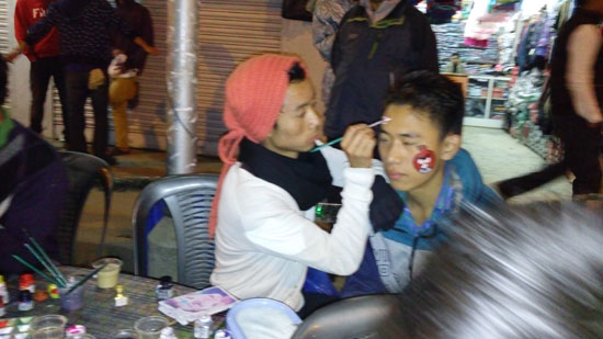 Face painting is very popular at Hornbill night bazar