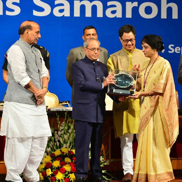 Hindi is the soul of Indianess and plays an important role as a link language: President