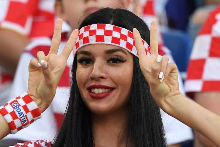 Hottest Fifa World Cup 2018 Fans Hot Pictures Facenfacts 