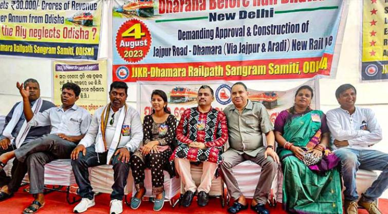 Demonstration In Delhi demanding Jajpur Road-Dhamara Rail line 