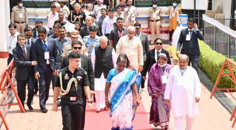 President Draupadi Murmu visited Lord Jagannath Temple in Raipur