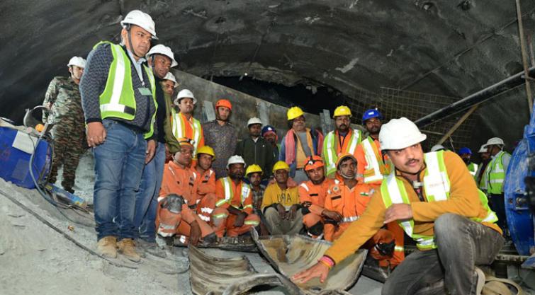 Uttarkashi Tunnel Rescue: Auger Machine Fails, Rescue Team Turns To Manual Tools